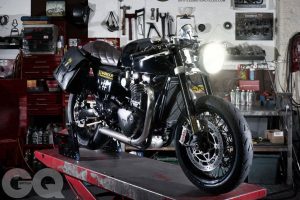 Custom Ultimate Gentleman's Triumph Thruxton R